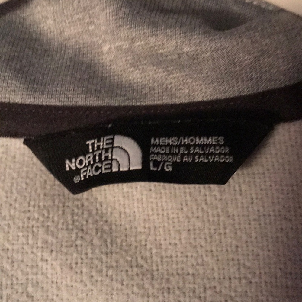 PERFECT !!! condition North Face Hoodie - Picture 2 of 4